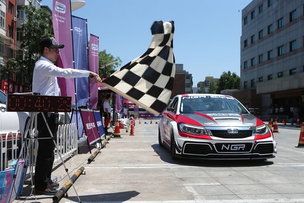 观致汽车助力首届NGR•新车赛 激情四射-图6