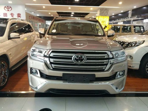丰田兰德酷路泽5700V8揭秘成本 陆巡16款-图1