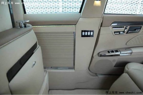 奔驰巴博斯50加长5.98米 现车港口358万-图11