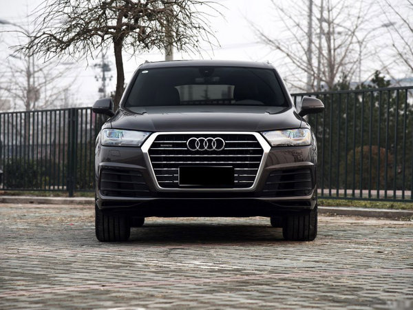 2017奥迪q7最新报价 经典越野惊艳亮相