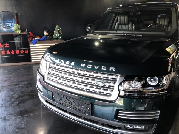 柴油路虎揽胜voguese极罕绿色现车价格