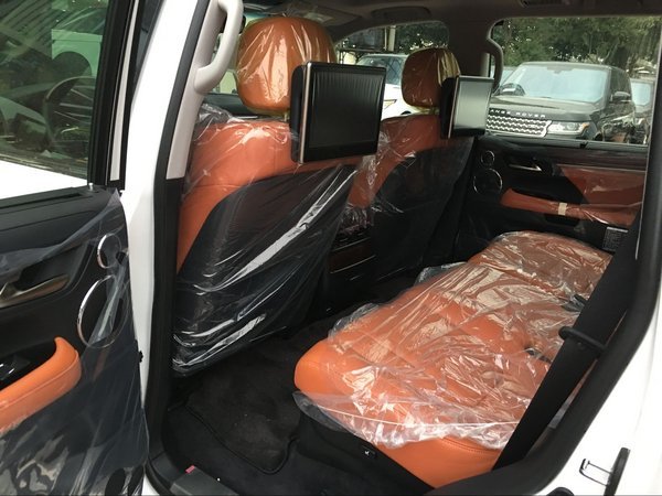 17款雷克萨斯LX570价格空间远远超出想象-图4