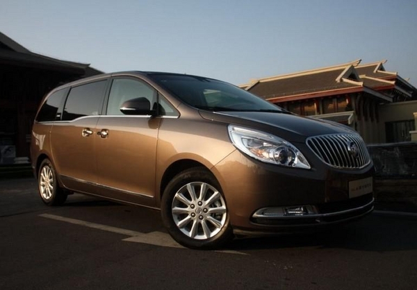 尊贵大气,豪华舒适别克gl8钜惠1.2万元