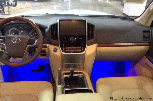 16款丰田酷路泽4000油耗酷路泽4000报价-图3