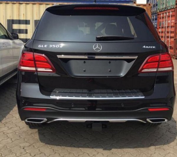 16款奔驰gle350泊车辅助 115v电源插座_奔驰gle_兰州车市-网上车市