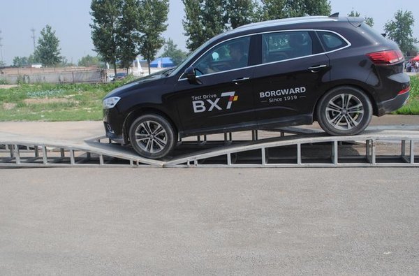 德国宝沃BX7尊享体验会燃“擎”启动-图4