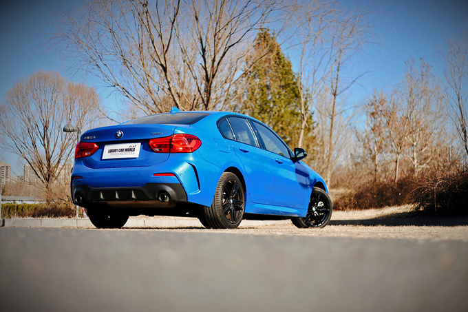 《豪华180》评测宝马1系 有代表豪华的实力吗-图14