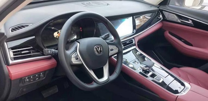 新款长安CS85 COUPE到店实拍 前脸造型大变样-图5