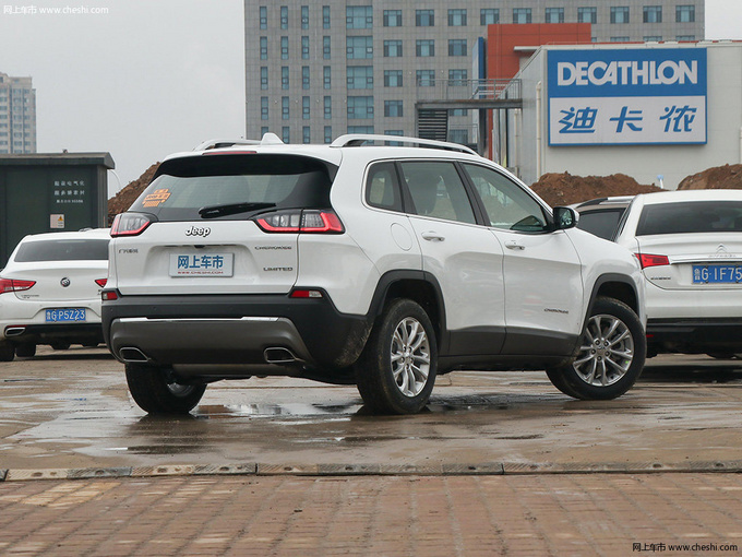 &nbsp;便宜实用的越野利器三款25万左右靠谱四驱SUV-图6