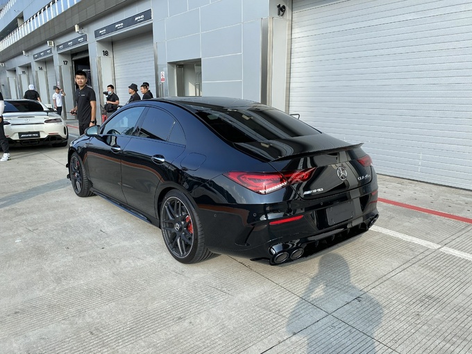 奔驰AMG CLA 45 S抢先实拍 搭2.0T/今晚上市-图9