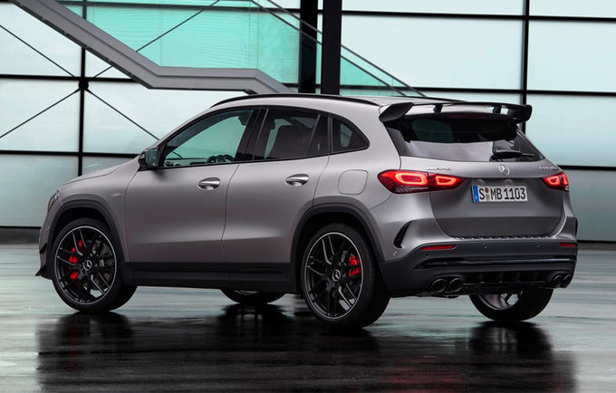全新AMG GLA/CLA 45上市 54.48万起售 搭最强2.0T-图2