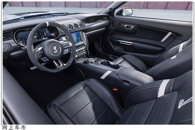 涂装致敬经典福特野马谢尔比gt500特别版发布v8引擎动力强劲