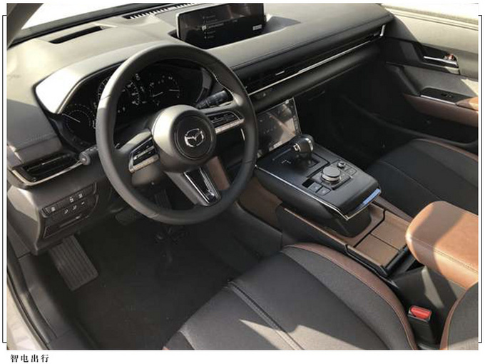 马自达mx-30实拍!溜背造型设计/内配双色座椅