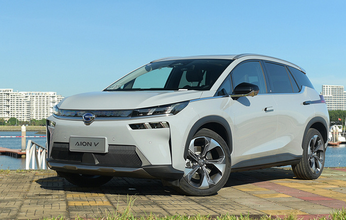 广汽新能源aionv售1596万起比特斯拉更智能