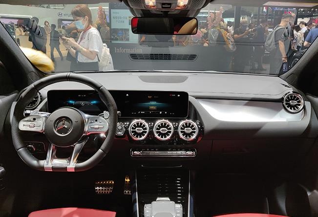 全新AMG GLA/GLB 35上市 搭2.0T+四驱 43.98万起售-图7