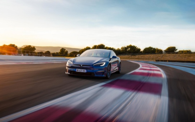 稳居全球纯电销冠特斯拉第二季度交付466万辆