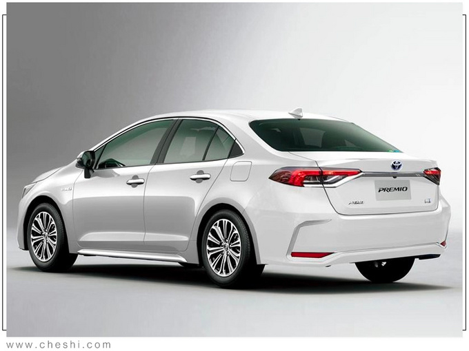 丰田全新premio官图曝光内饰升级桃木饰板