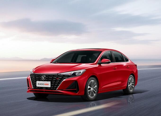 长安汽车全系爆款车型亮相驭鉴新朋友盛宴