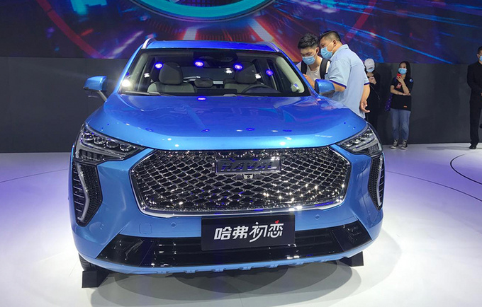 哈弗全新一代H2发布 更名初恋 配贯穿式尾灯-图2