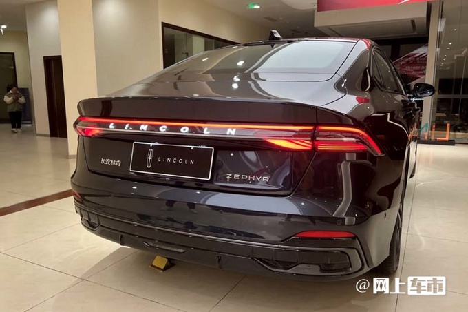 林肯z新车型到店实拍增专属车漆 配置 预计卖28万-图2
