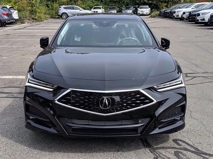 2021款讴歌tlx实拍20t动力抢眼不比奥迪a4l更香