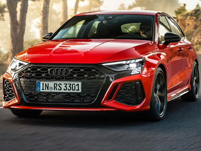 奥迪全新rs 3正式开启预定 3.8秒破百超amg a45-图2
