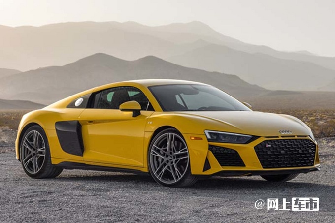 车侧采用轿跑造型,下方配备低风阻运动轮圈和高性能刹车卡钳.