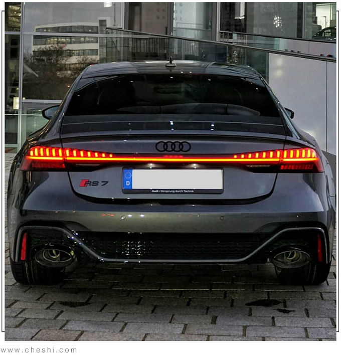 奥迪新款rs7进店实拍搭40t引擎造型更运动
