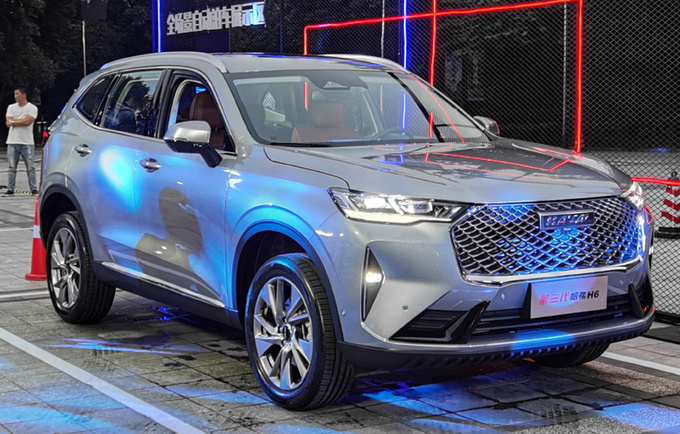 第三代哈弗h6本月底上市预售122万起尺寸加长