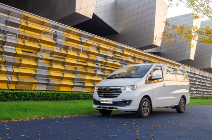 龙年辞旧岁2024年的江淮瑞风为创业者打call