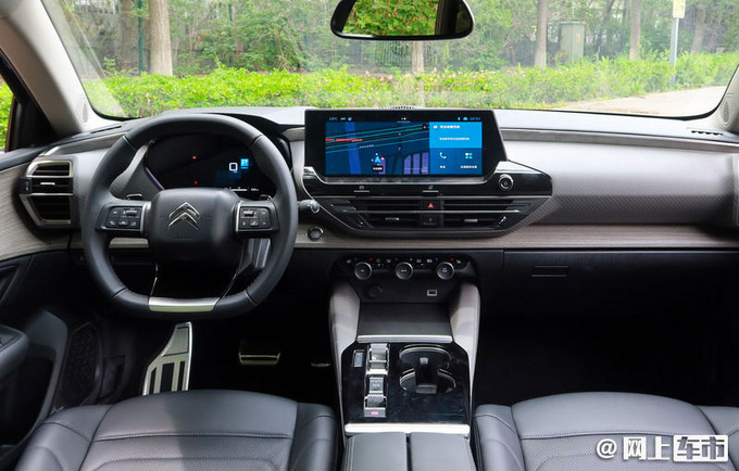 东风雪铁龙c5x三天后预售经销商报价1520万元