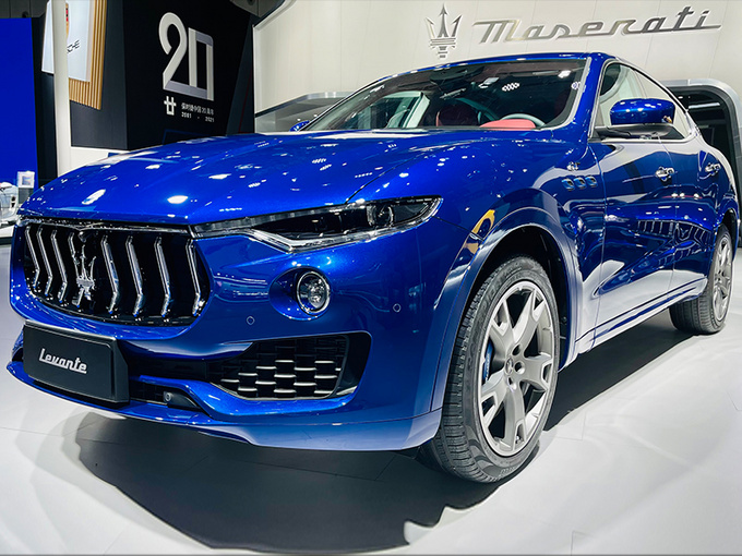 玛莎拉蒂全新Levante实拍入门换2.0T/起价XXX万-图1
