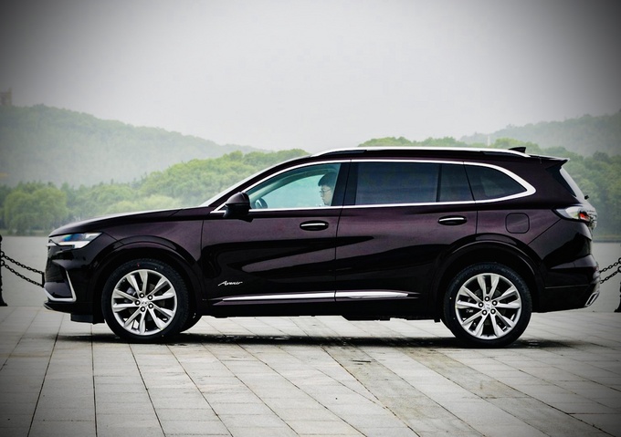 大空间更实用 昂科威plus艾维亚五座版内饰体验