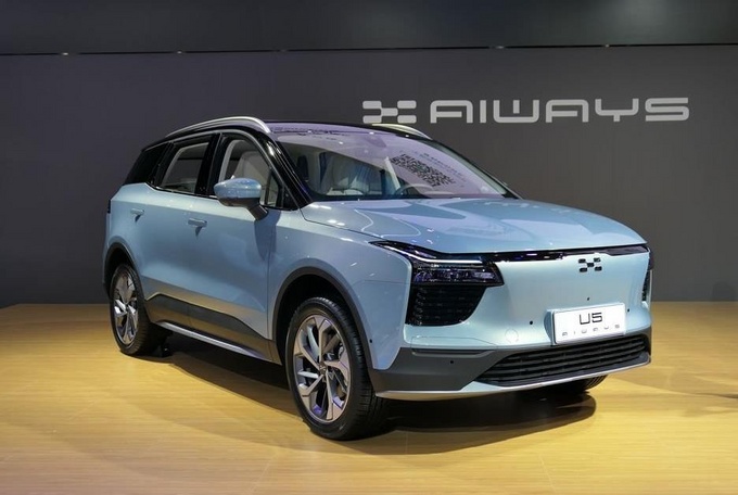 智商税爱驰U5新增车型售20.79万/简配严重-图1