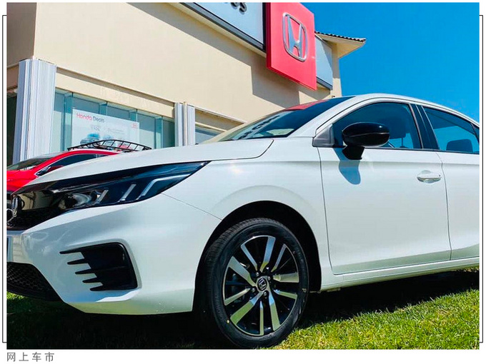 本田全新小号思域实拍搭1.0T/还配运动外观套件-图4