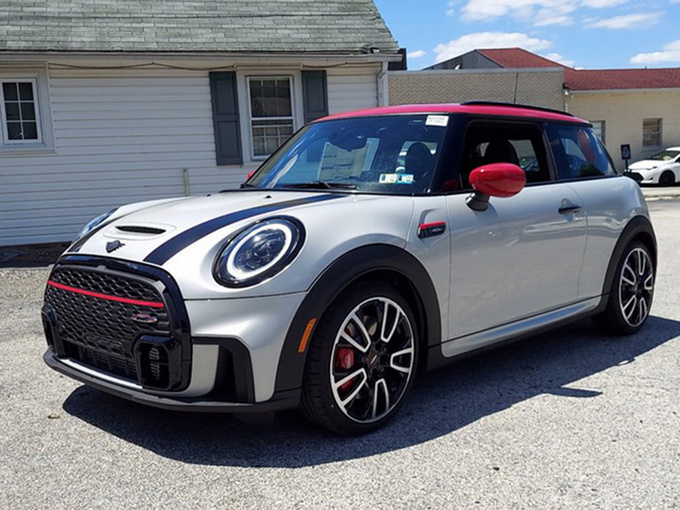 全新minicooperjcw实拍搭20t引擎61秒破百