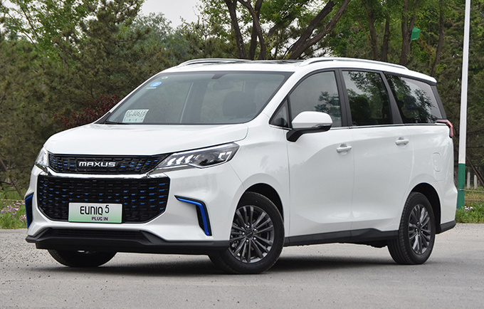 上汽EUNIQ 5中型MPV上市 续航大涨/XX.XX万起售-图1