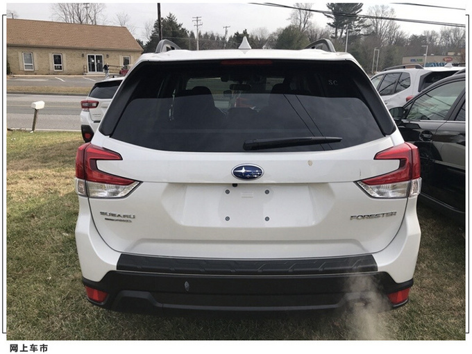 斯巴鲁新款森林人实拍 搭2.5L引擎/配悬浮中控屏!-图3