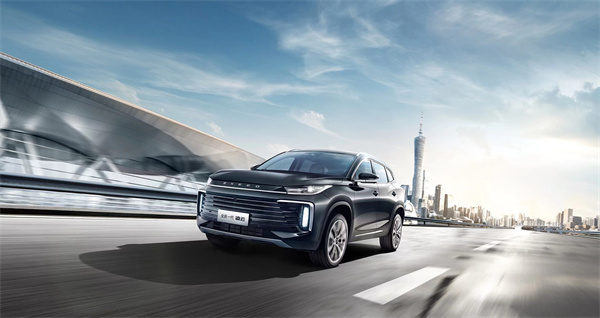 15万家用中型suv星途凌云王者版vs吉利星越l长风版