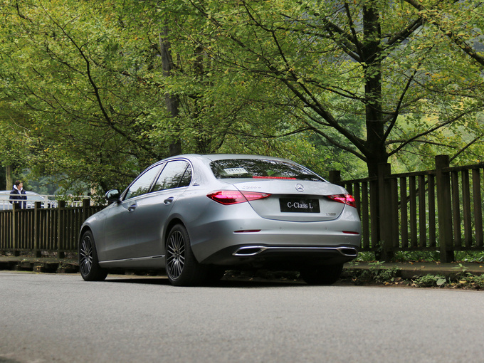 关于真正的奔驰小s级你必须知道的8件事