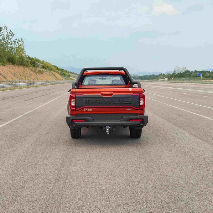 上汽大通t90越野版公告发布具备3吨拖拽资质-图2