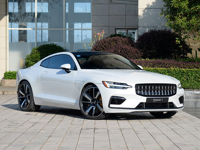polestar两款新车正在路上纯电跑车suv