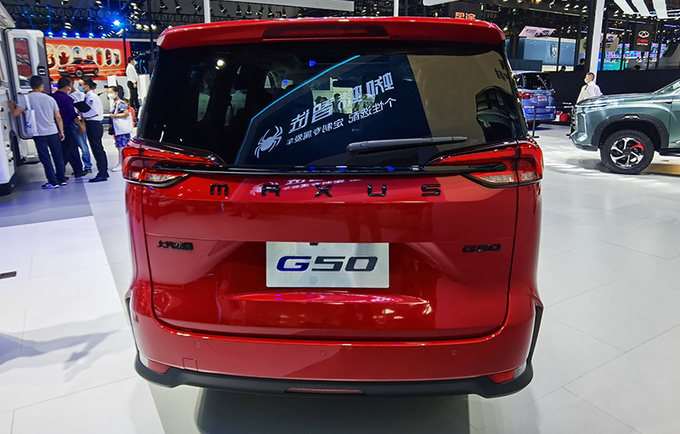 上汽MAXUS新款G50上市 增运动套件8.68万元起售-图3