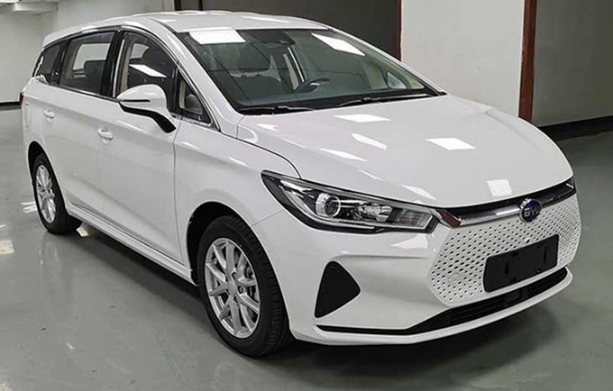 新比亚迪e6换搭刀片电池 续航500km 比宋MAX长-图1