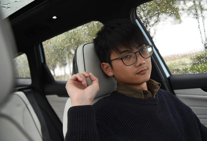 新婚夫妻的第一台车博越L让三家都满意-图8