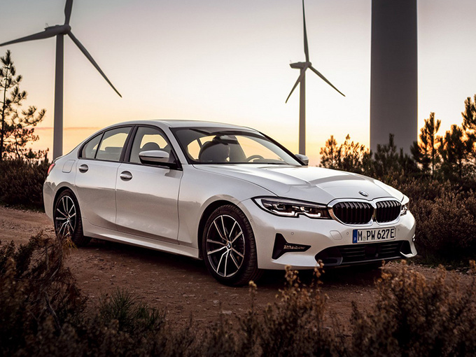 宝马全新3系混动版曝光 明年上市/破百仅需6秒