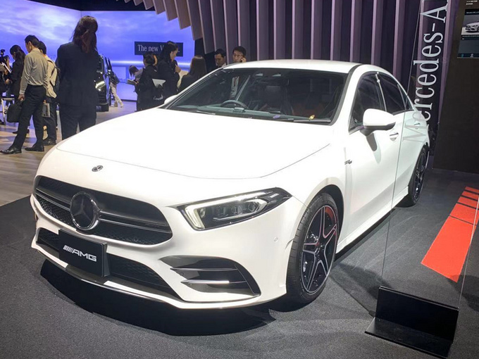 梅赛德斯-AMG A35正式亮相搭2.0T/国内将上市-图1