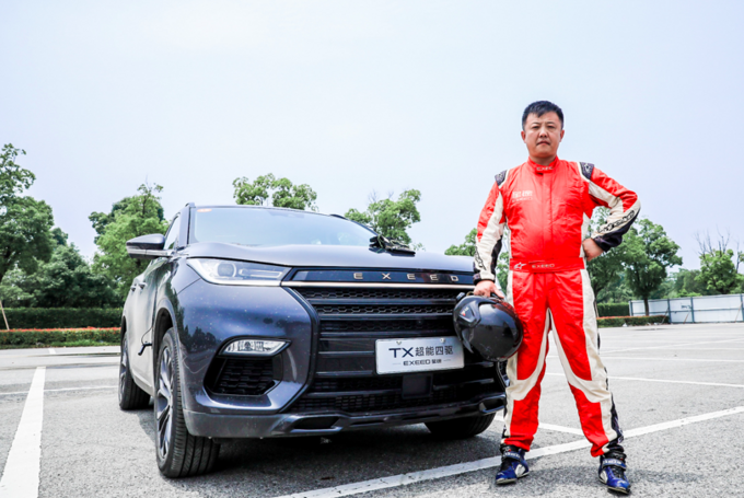 823kmh比钢炮还强悍星途tx超能四驱版刷新麋鹿测试新标杆