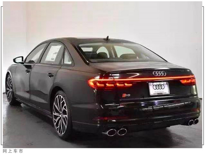 奥迪新款S8实拍搭4.0T V8引擎/内饰科技感十足-图2