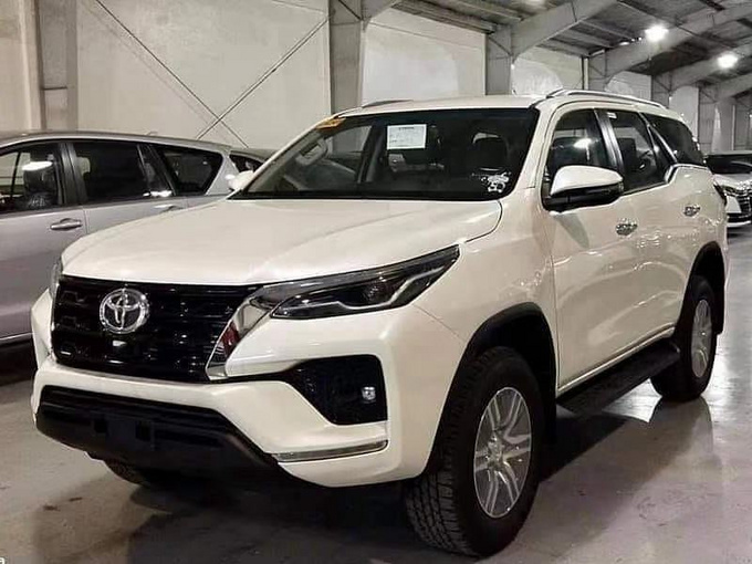 丰田新小号普拉多实拍搭2.7L/多款造型可选-图1
